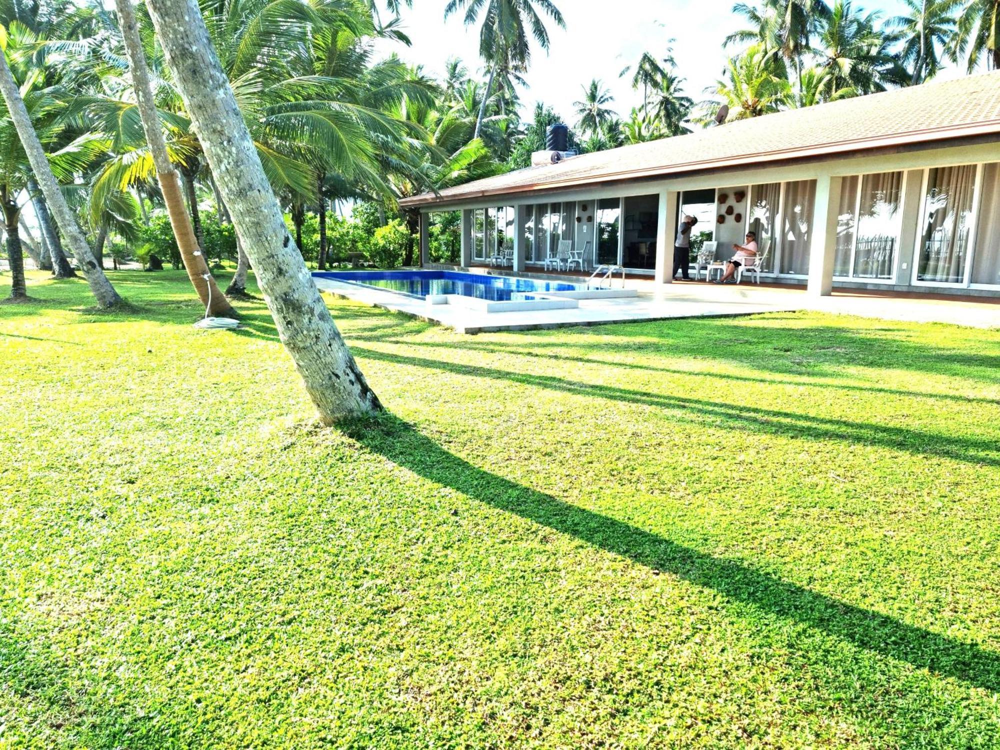 Arhimser Villa-Superb 4 Bedroom Beachfront For 8 In Ranna, Tangalle, Bb, Pool, Free Pick Up For 7 Night Stays Arriving Together, Serviced, Taxes Included Extérieur photo