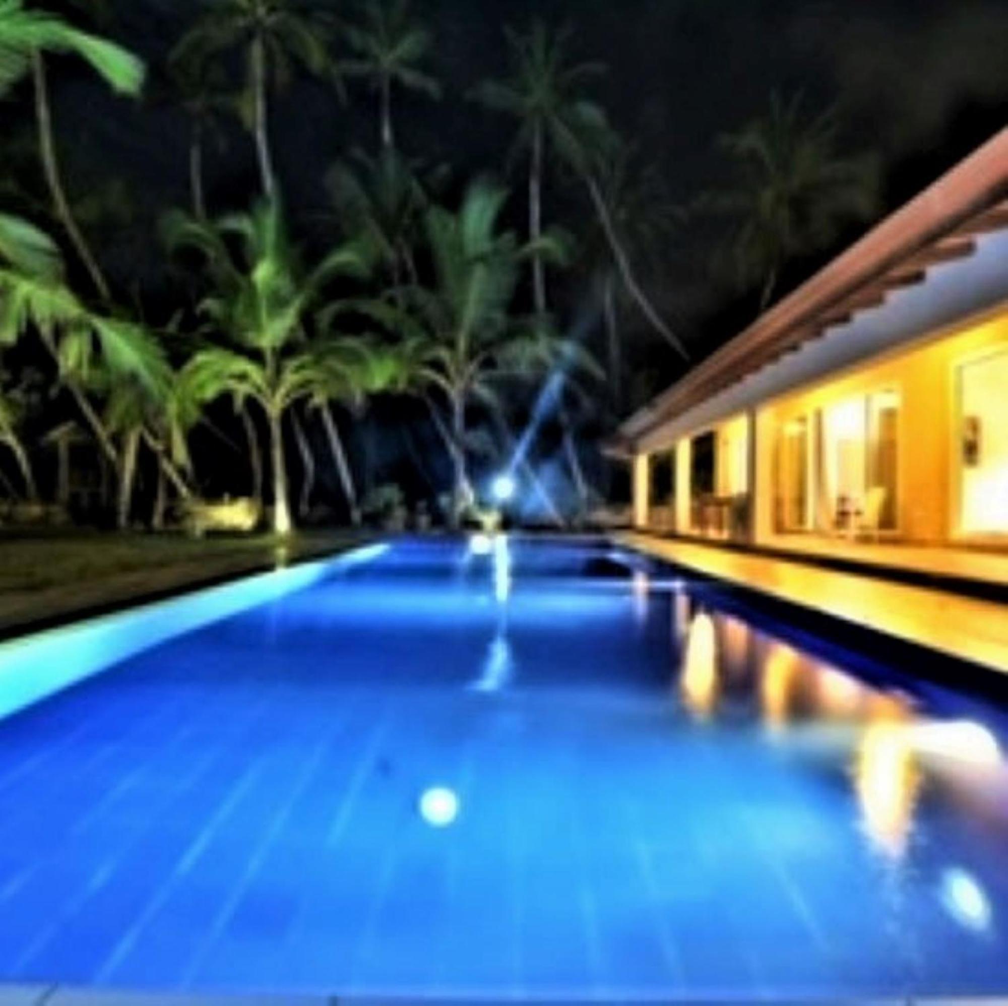 Arhimser Villa-Superb 4 Bedroom Beachfront For 8 In Ranna, Tangalle, Bb, Pool, Free Pick Up For 7 Night Stays Arriving Together, Serviced, Taxes Included Extérieur photo