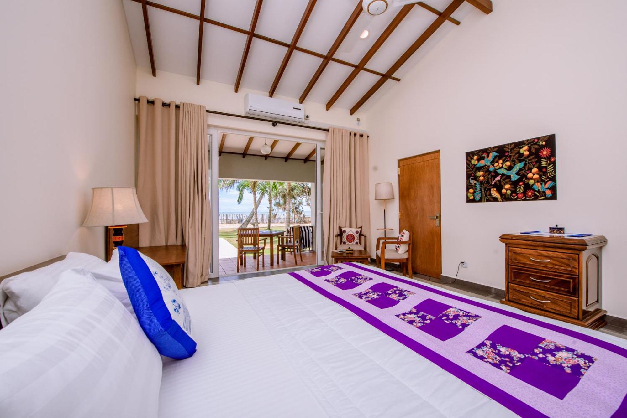 Arhimser Villa-Superb 4 Bedroom Beachfront For 8 In Ranna, Tangalle, Bb, Pool, Free Pick Up For 7 Night Stays Arriving Together, Serviced, Taxes Included Extérieur photo