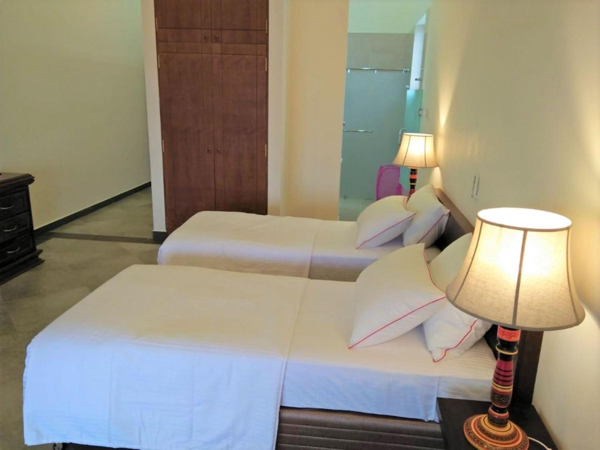 Arhimser Villa-Superb 4 Bedroom Beachfront For 8 In Ranna, Tangalle, Bb, Pool, Free Pick Up For 7 Night Stays Arriving Together, Serviced, Taxes Included Extérieur photo