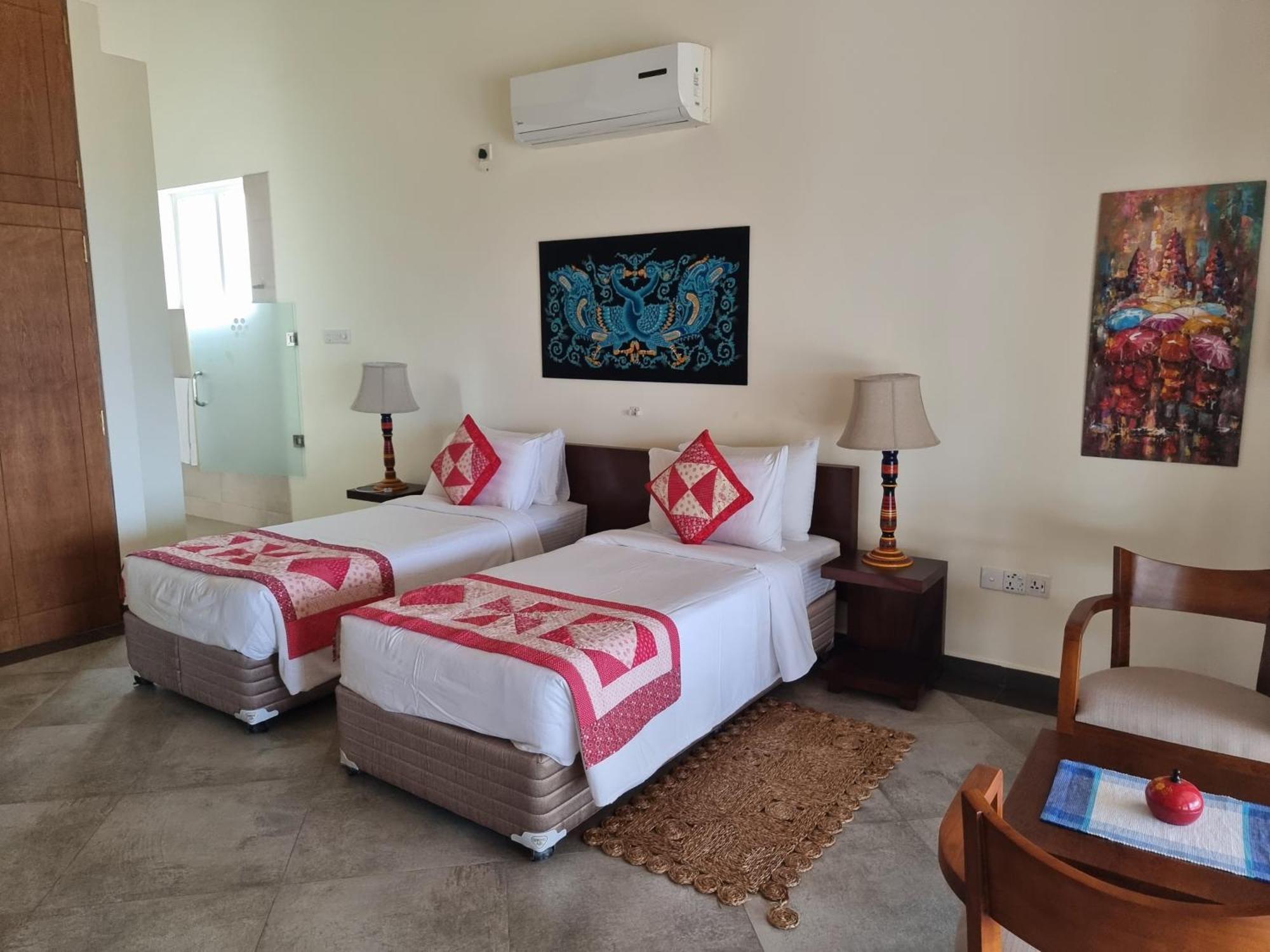 Arhimser Villa-Superb 4 Bedroom Beachfront For 8 In Ranna, Tangalle, Bb, Pool, Free Pick Up For 7 Night Stays Arriving Together, Serviced, Taxes Included Extérieur photo