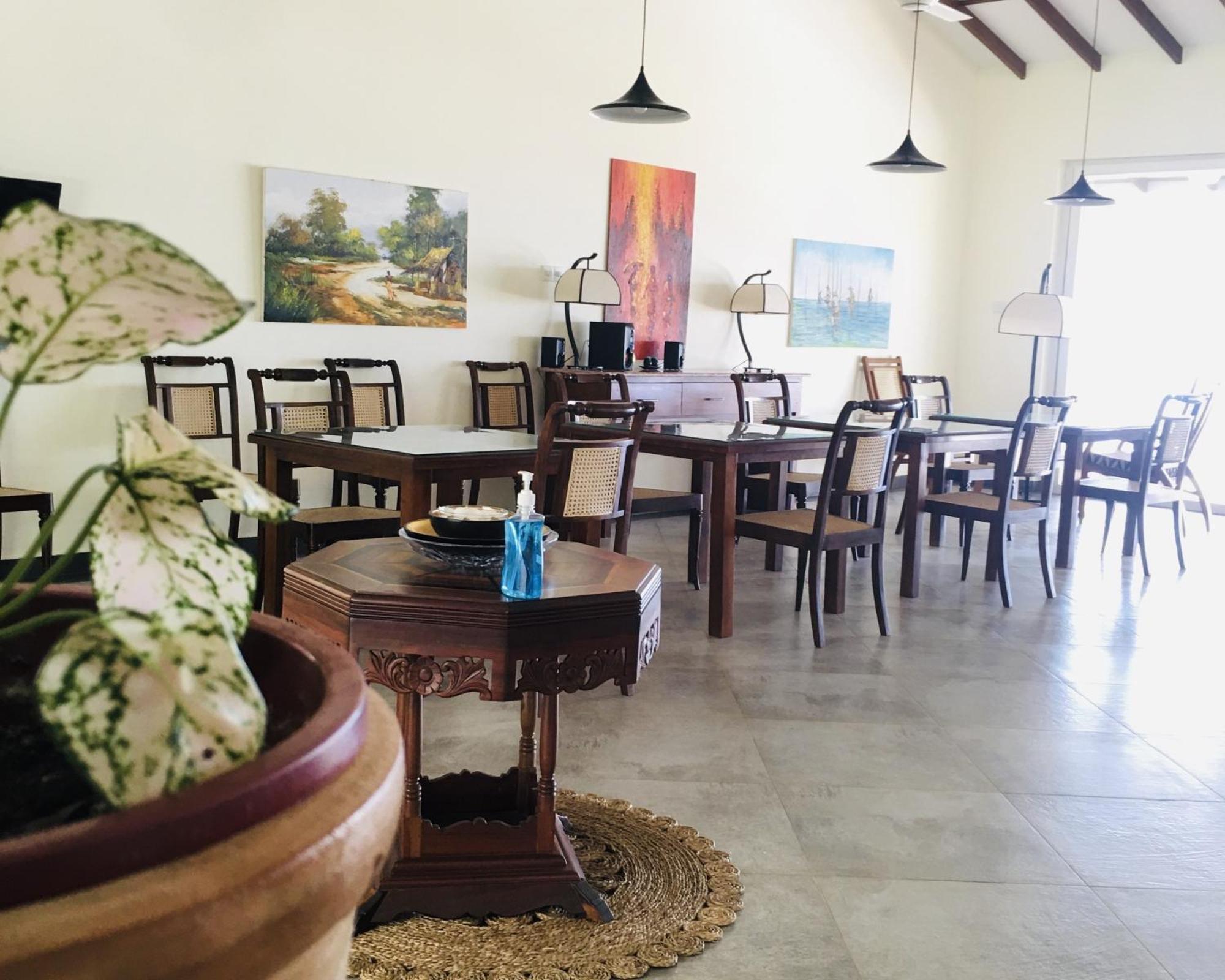 Arhimser Villa-Superb 4 Bedroom Beachfront For 8 In Ranna, Tangalle, Bb, Pool, Free Pick Up For 7 Night Stays Arriving Together, Serviced, Taxes Included Extérieur photo