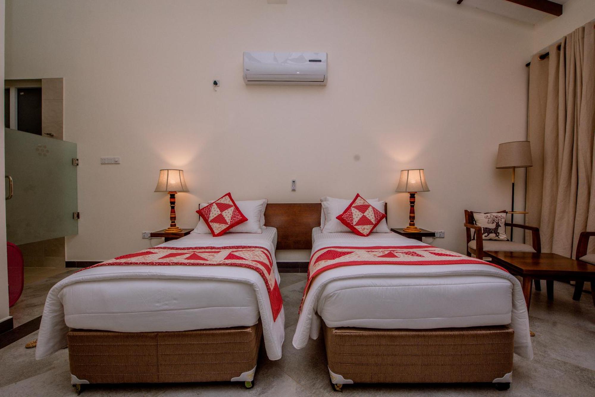 Arhimser Villa-Superb 4 Bedroom Beachfront For 8 In Ranna, Tangalle, Bb, Pool, Free Pick Up For 7 Night Stays Arriving Together, Serviced, Taxes Included Extérieur photo