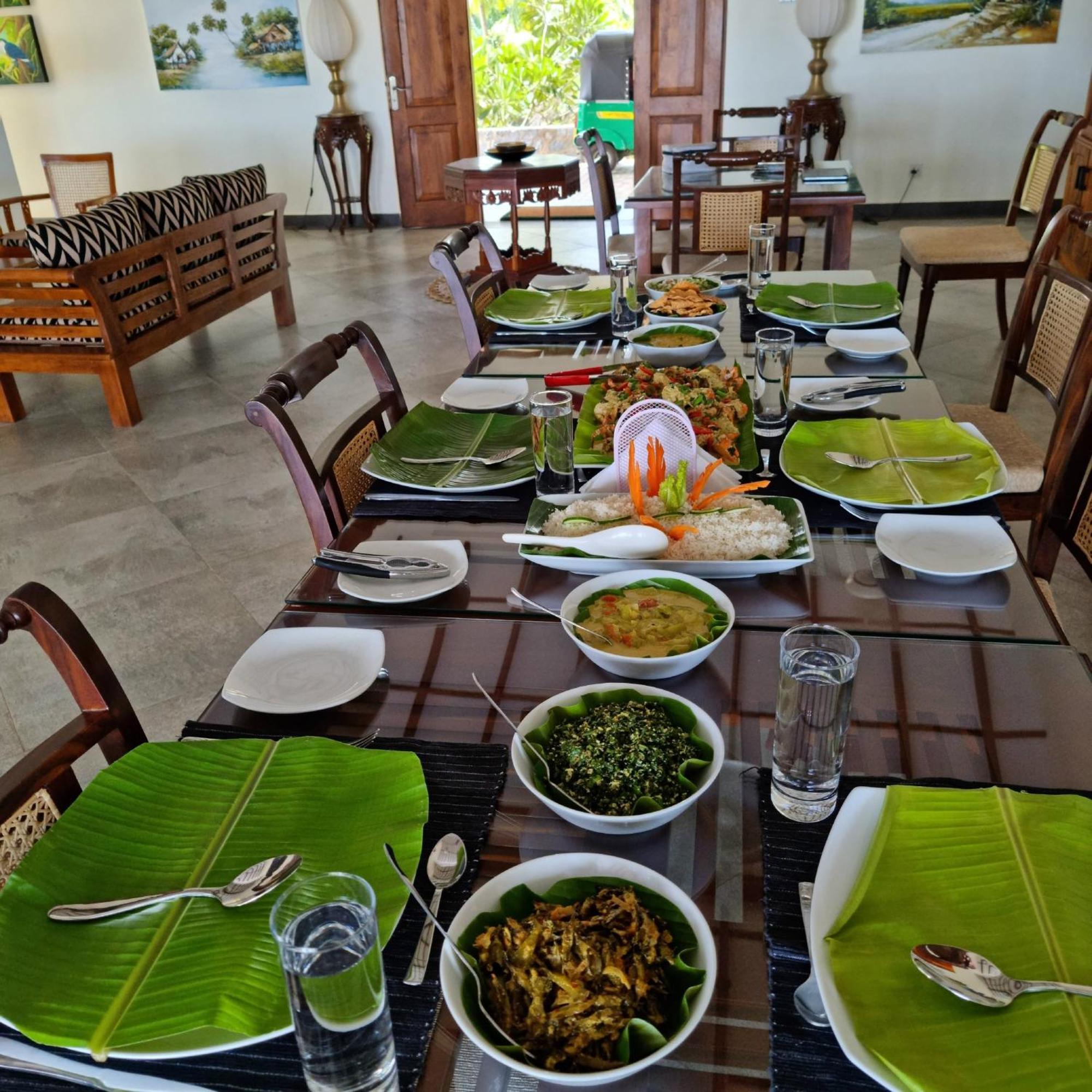 Arhimser Villa-Superb 4 Bedroom Beachfront For 8 In Ranna, Tangalle, Bb, Pool, Free Pick Up For 7 Night Stays Arriving Together, Serviced, Taxes Included Extérieur photo