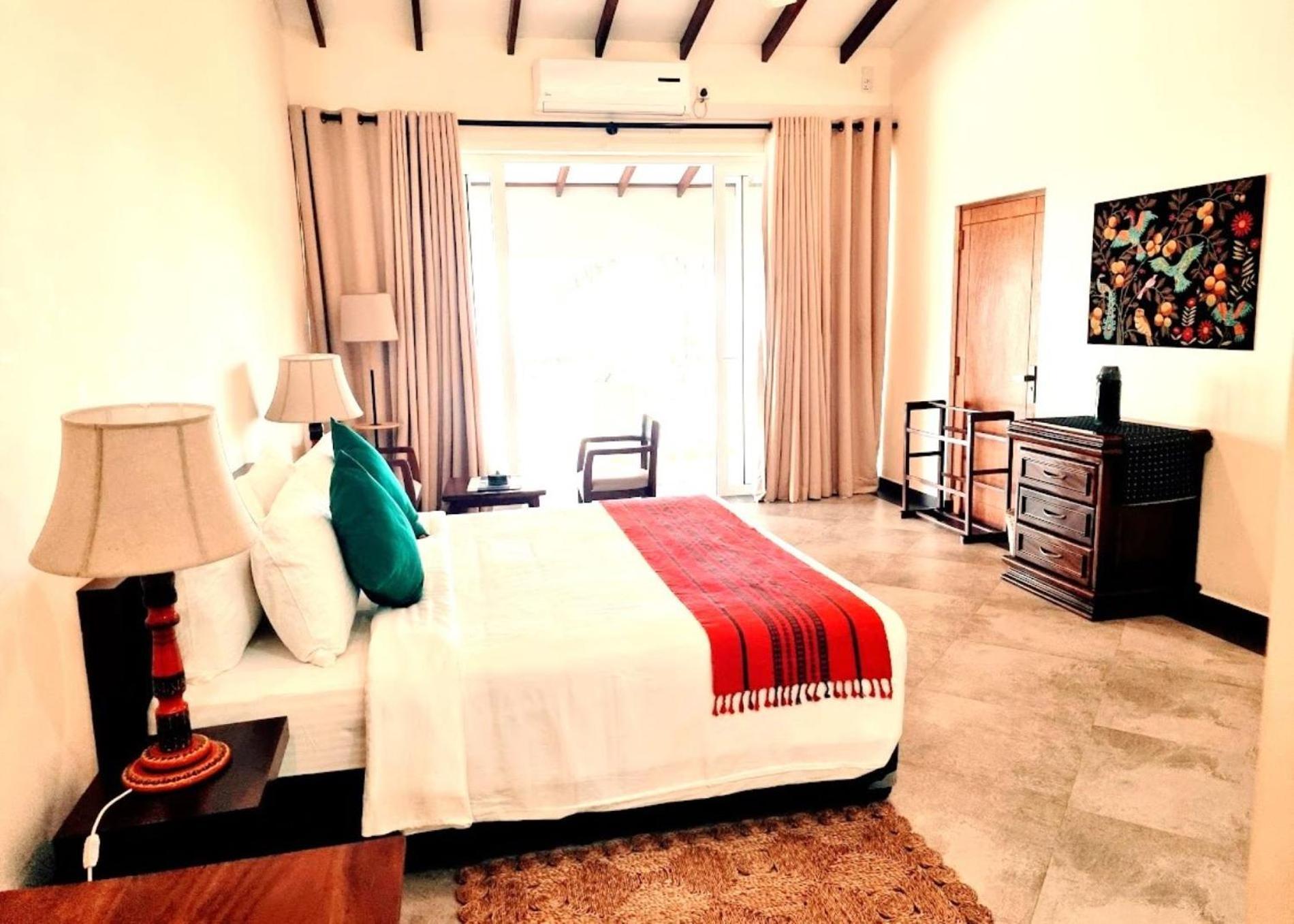 Arhimser Villa-Superb 4 Bedroom Beachfront For 8 In Ranna, Tangalle, Bb, Pool, Free Pick Up For 7 Night Stays Arriving Together, Serviced, Taxes Included Extérieur photo